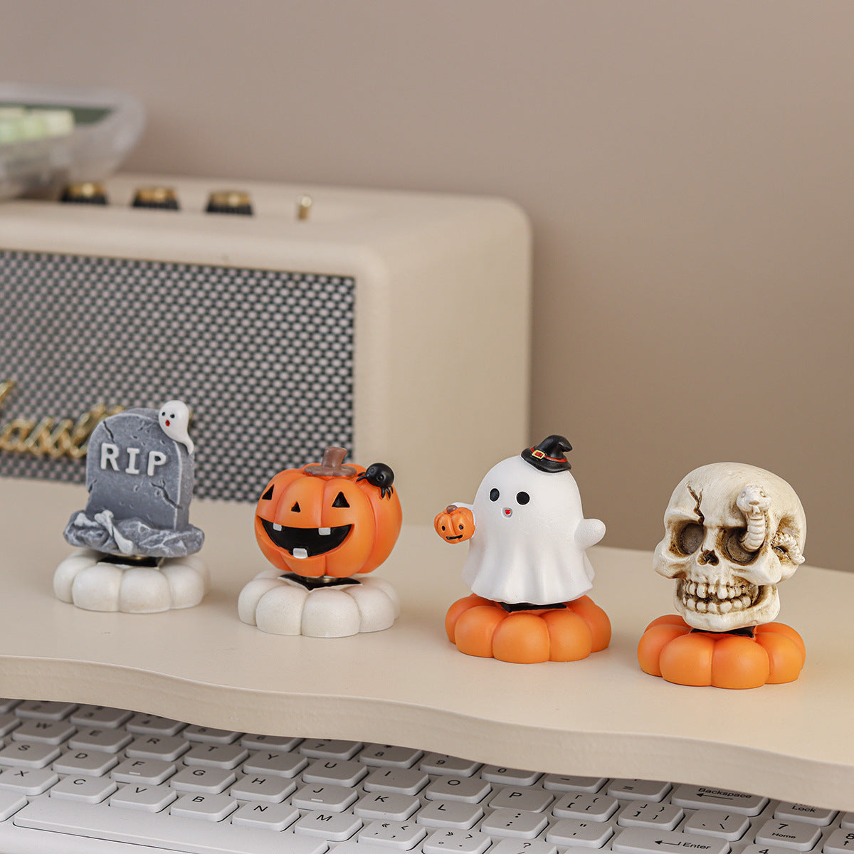 Spooky Spinner Figurine - photo 3